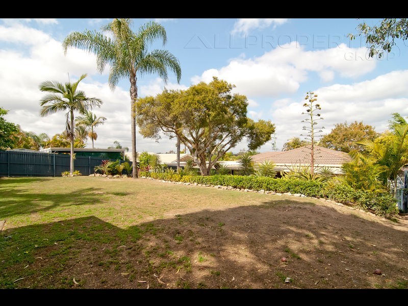10 DRACON STREET, Regents Park QLD 4118