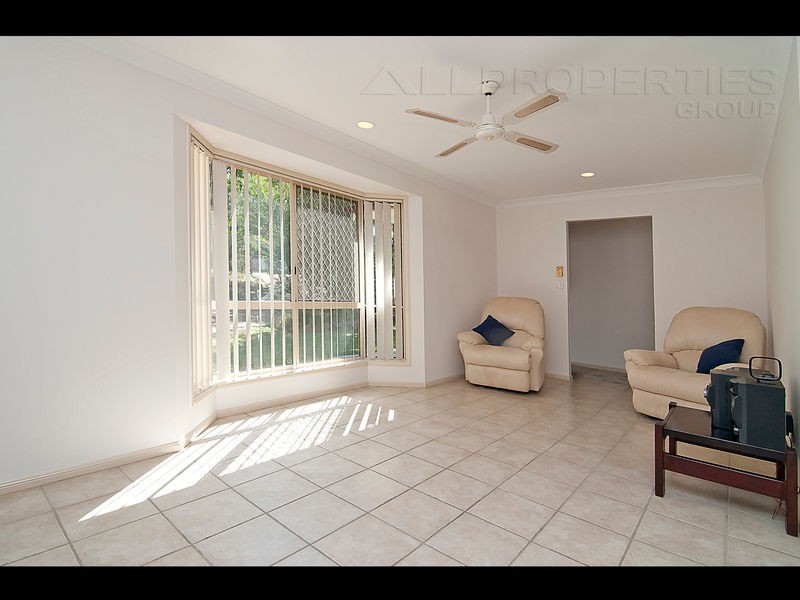 60 The Chase, Forestdale QLD 4118