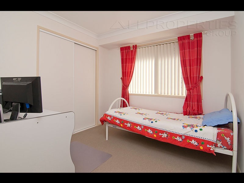 60 The Chase, Forestdale QLD 4118