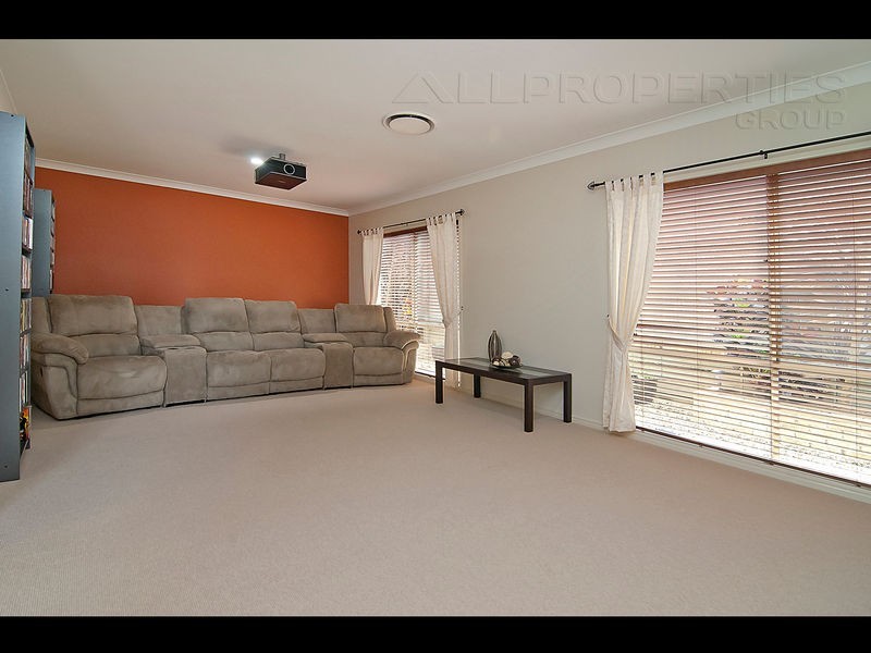 26 Buckley Drive, Drewvale QLD 4116