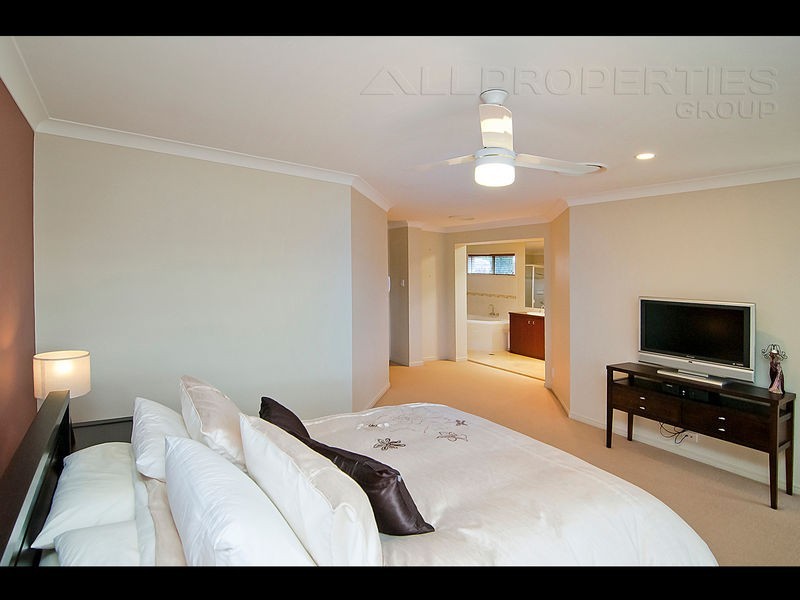 26 Buckley Drive, Drewvale QLD 4116