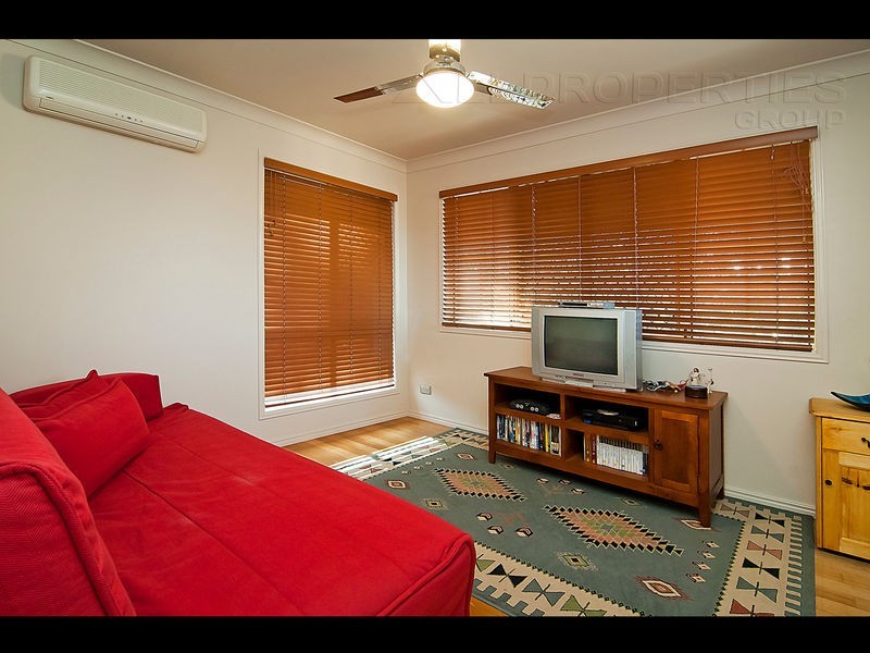 10 Seabrook Crescent, Forest Lake QLD 4078