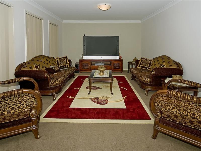 46 PAUL DRIVE, Regents Park QLD 4118