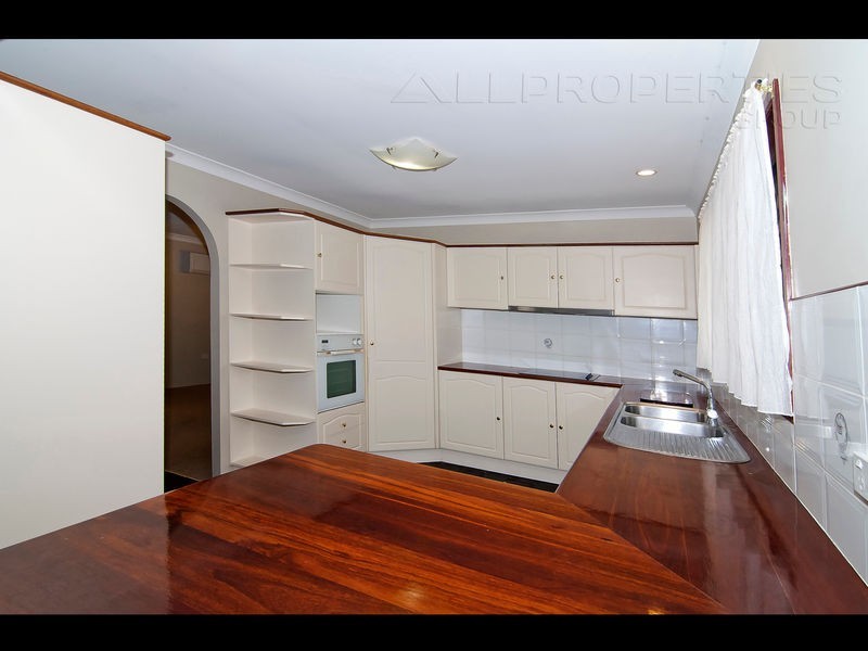 37 Brentwood Drive, Daisy Hill QLD 4127