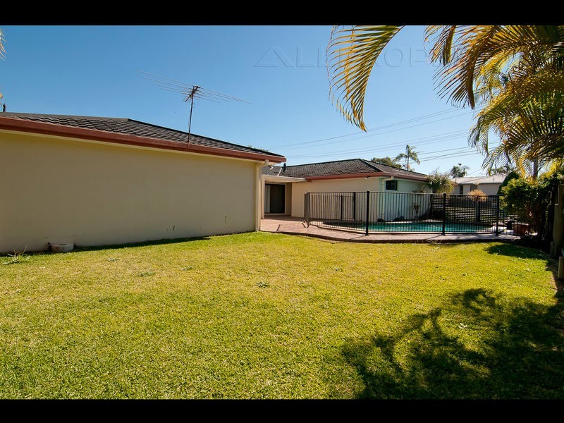 37 Brentwood Drive, Daisy Hill QLD 4127