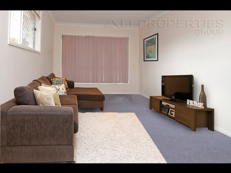 26 STRINGYBARK, Regents Park QLD 4118