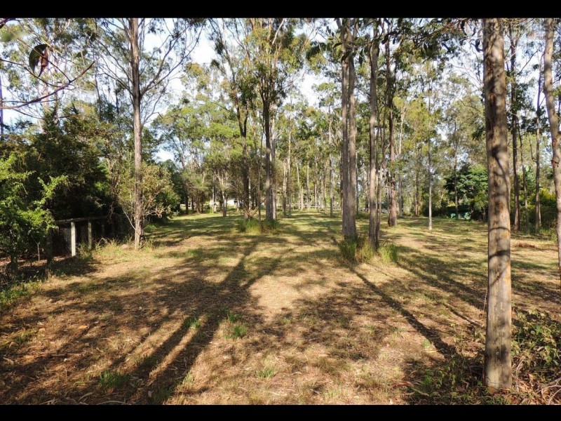 8 Potaroo Court, Greenbank QLD 4124