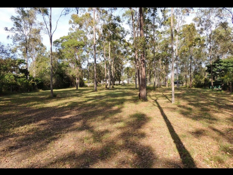 8 Potaroo Court, Greenbank QLD 4124