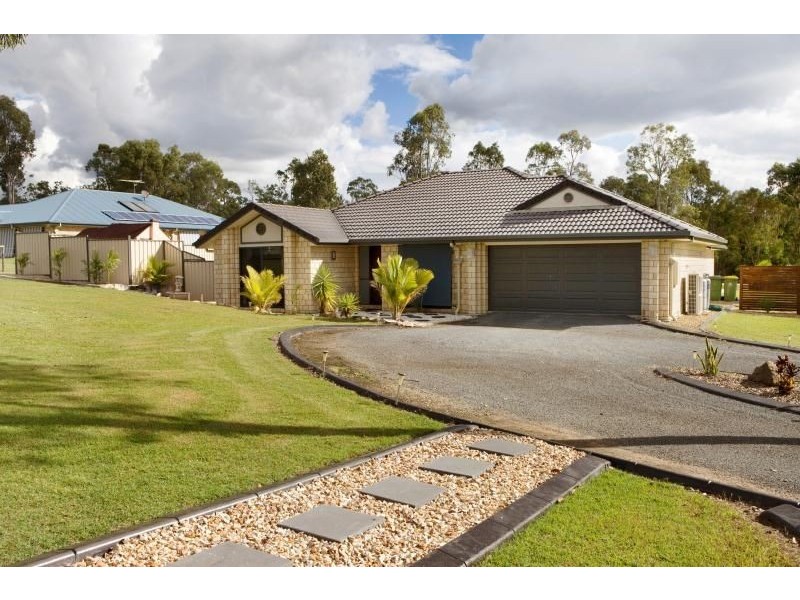 21-25 Border Cres, New Beith QLD 4124