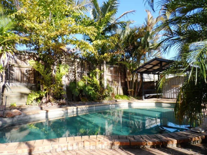 4 Latana Court, Regents Park QLD 4118