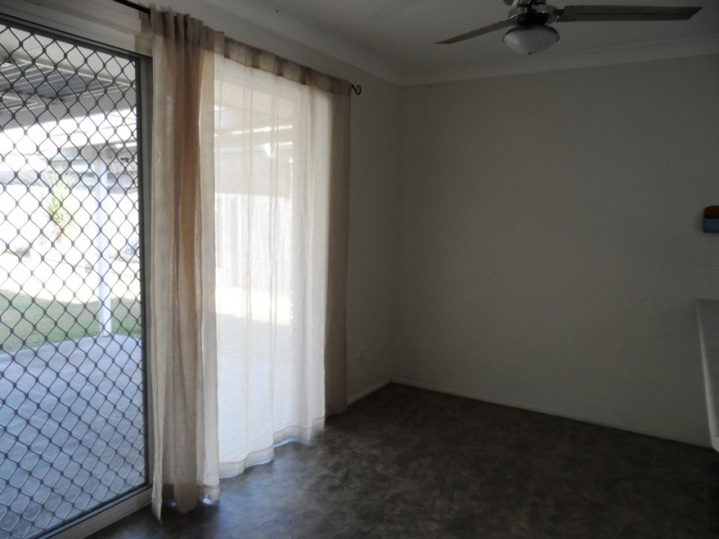 4 Latana Court, Regents Park QLD 4118