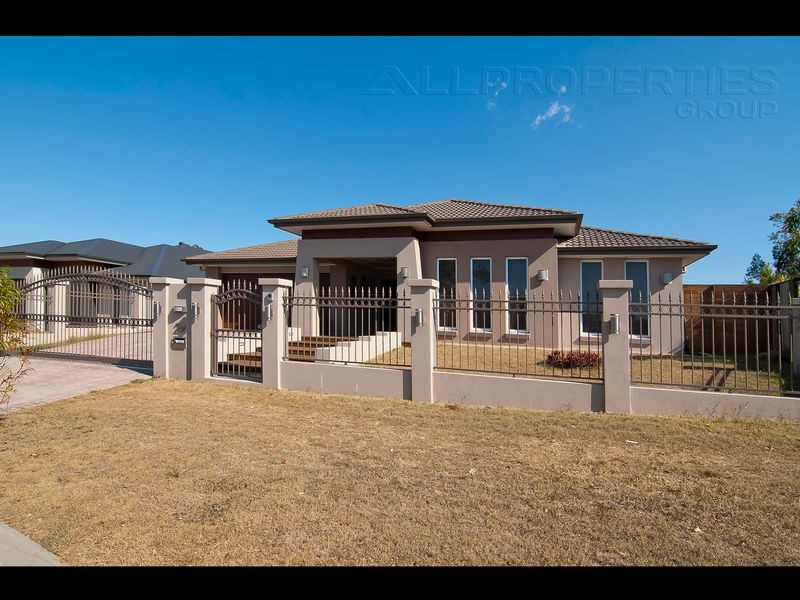 29 Oak Street, Heathwood QLD 4110