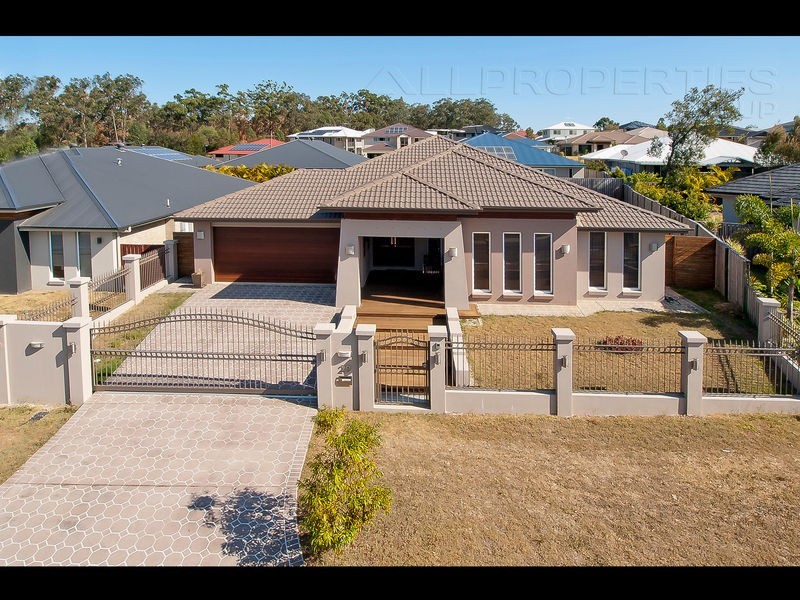 29 Oak Street, Heathwood QLD 4110