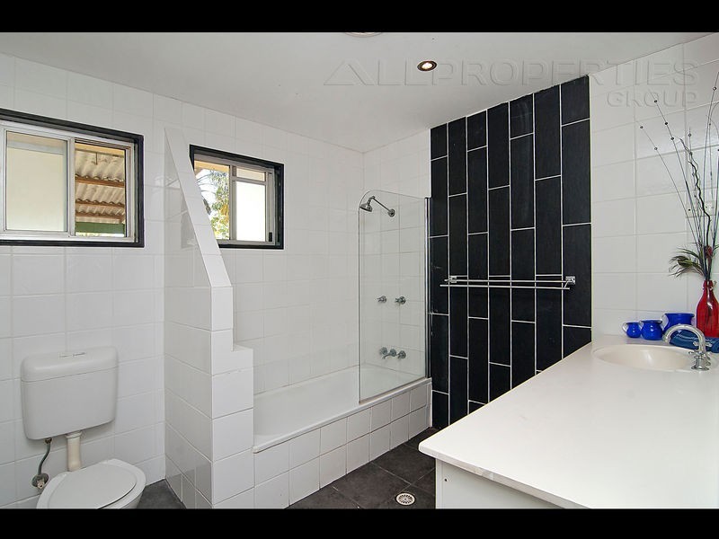 20 Glastonbury Drive, Bethania QLD 4205
