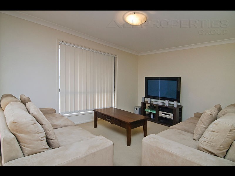 15 Daniella Drive, Marsden QLD 4132
