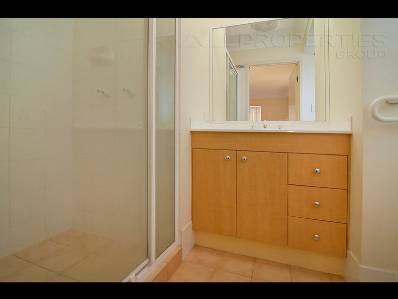 15 Daniella Drive, Marsden QLD 4132