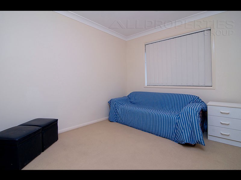 15 Daniella Drive, Marsden QLD 4132