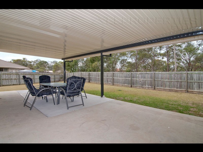 15 Daniella Drive, Marsden QLD 4132