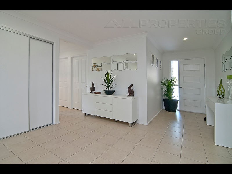 23/52 Freshwater Drive, Berrinba QLD 4117