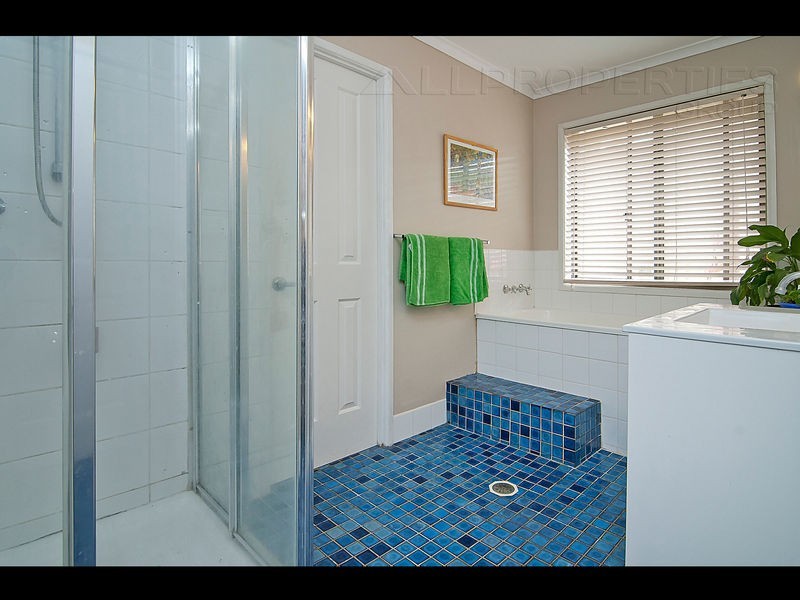 12 ANTLIA STREET, Regents Park QLD 4118