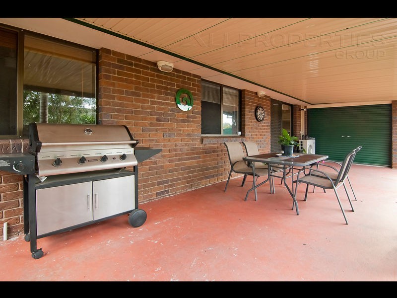 22 SONOROUS CLOSE, Regents Park QLD 4118