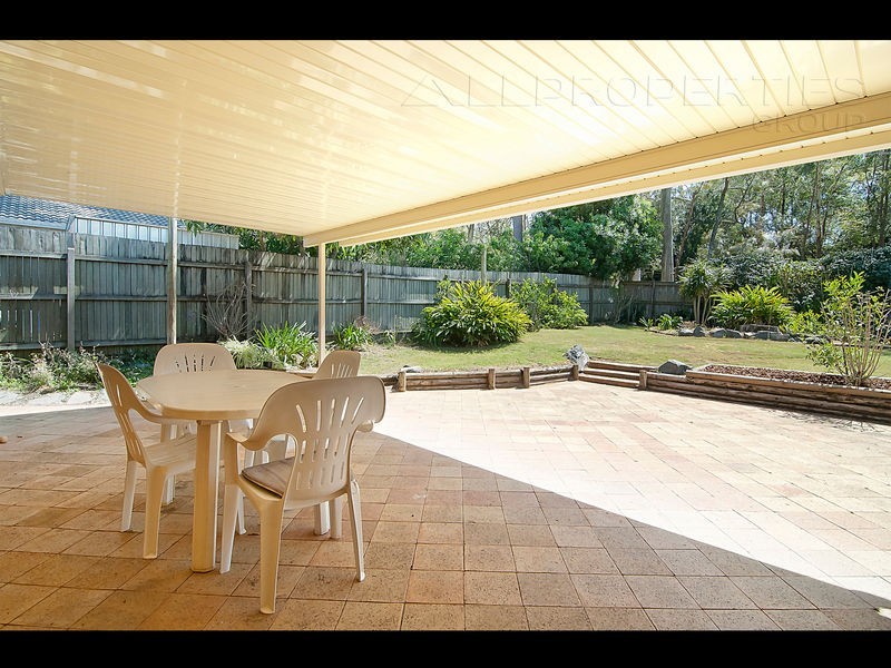 2 Oldbury Place, Forest Lake QLD 4078