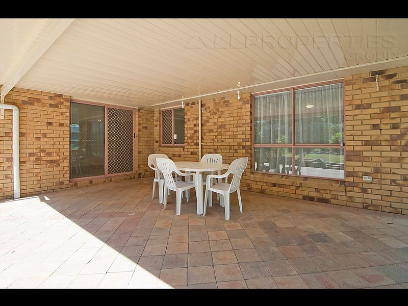 2 Oldbury Place, Forest Lake QLD 4078
