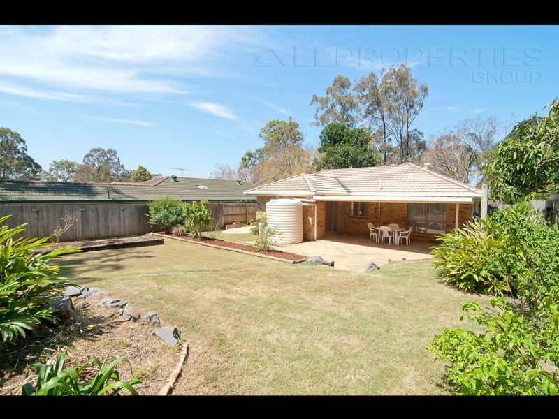 2 Oldbury Place, Forest Lake QLD 4078