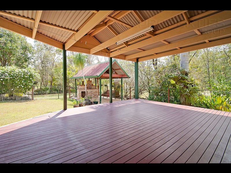 22 ACORUS CT, Regents Park QLD 4118