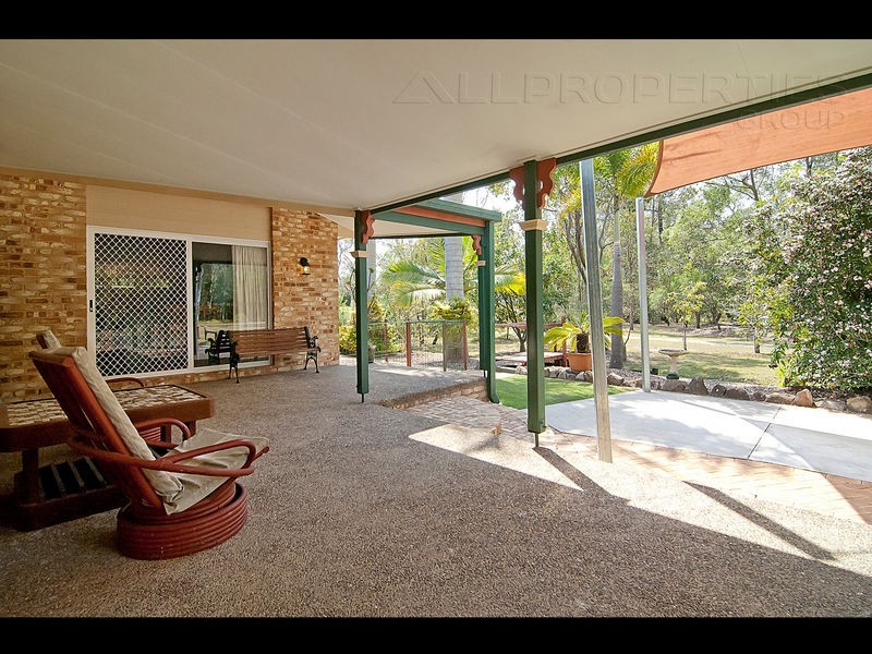 22 ACORUS CT, Regents Park QLD 4118