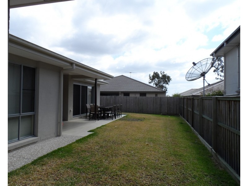 81 Parkwood Drive, Heathwood QLD 4110