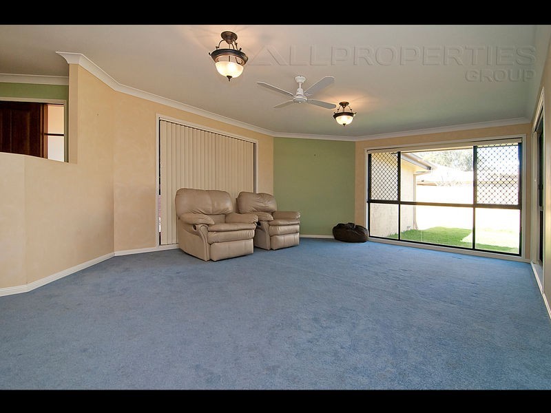62 Glorious Way, Forest Lake QLD 4078
