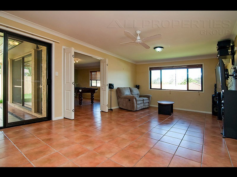 62 Glorious Way, Forest Lake QLD 4078