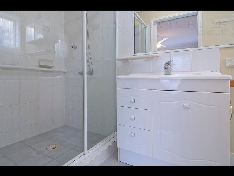 8 Wade Court, Boronia Heights QLD 4124