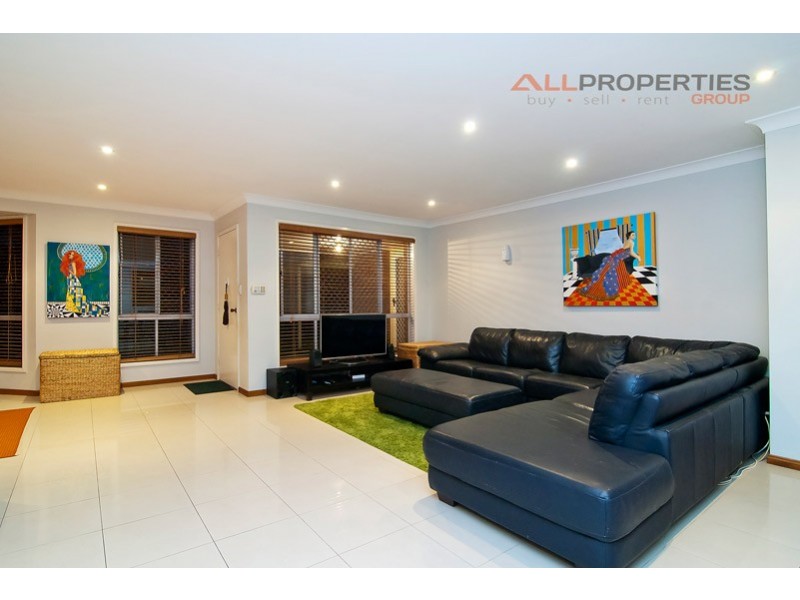 13 Kao Street, Marsden QLD 4132