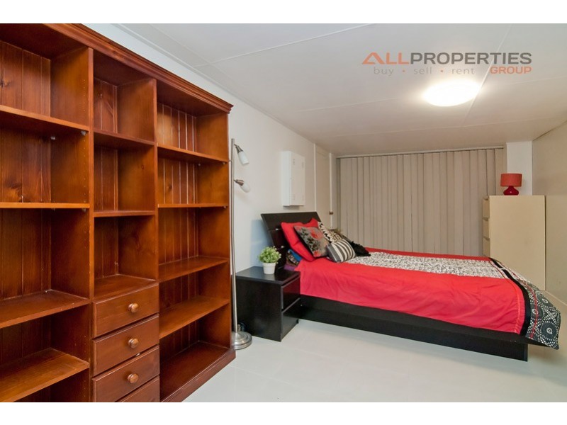 13 Kao Street, Marsden QLD 4132