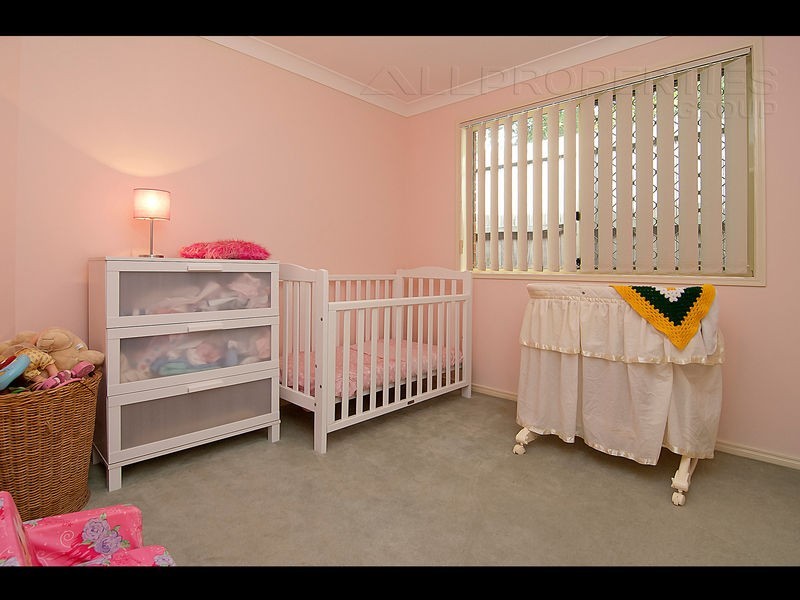 7 Kirrama Place, Forest Lake QLD 4078