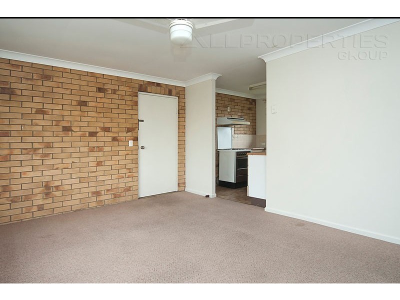 4/13 Blackwood Road, Logan Central QLD 4114