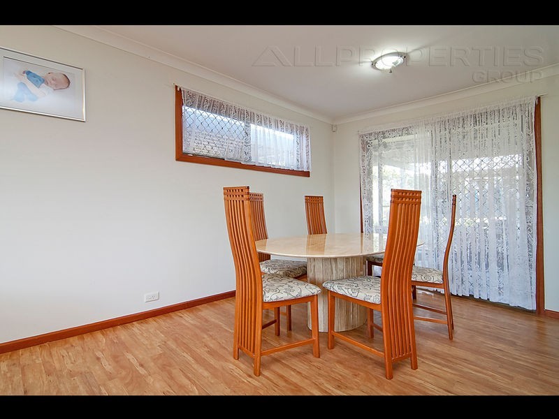 13 DORACHUS STREET, Regents Park QLD 4118