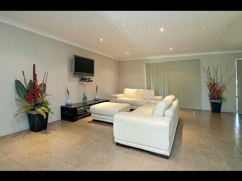 48 Lapford Circuit, Drewvale QLD 4116