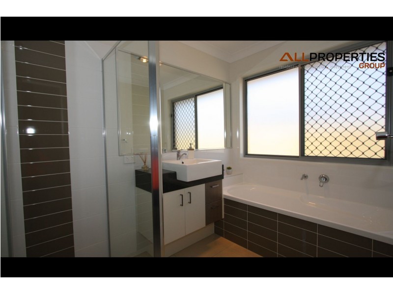 17 Wildwood Crescent, Jimboomba QLD 4280