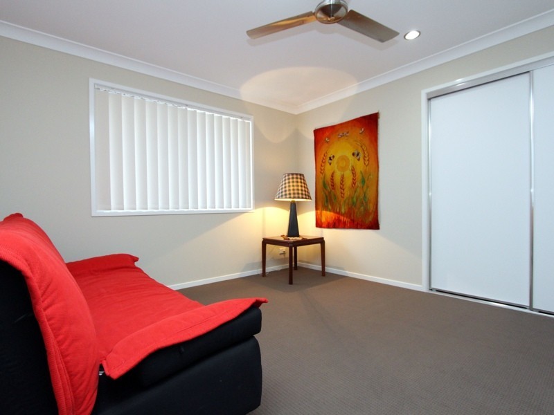 7 Hopman Way, Springfield Lakes QLD 4300