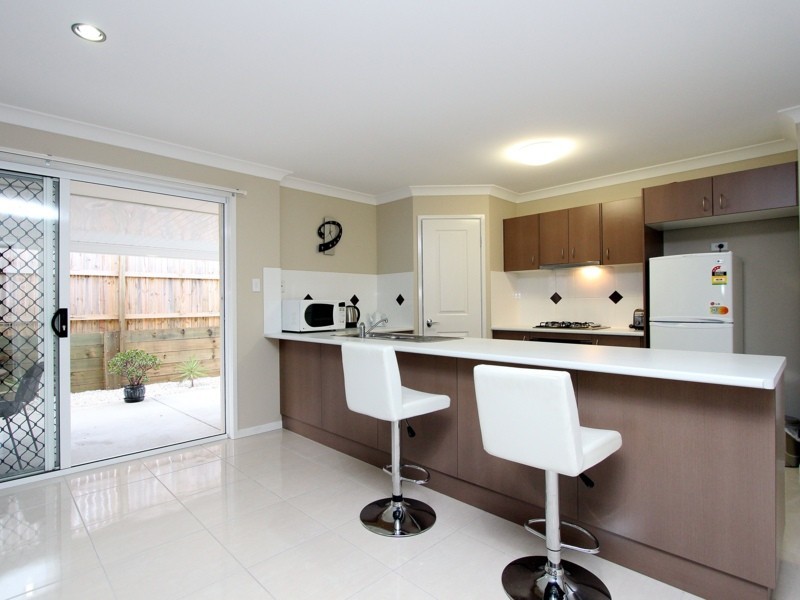 7 Hopman Way, Springfield Lakes QLD 4300