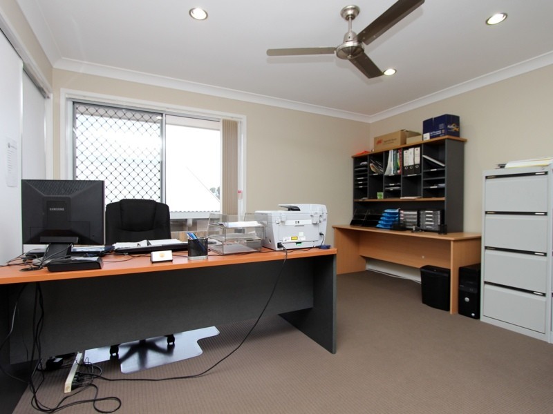 7 Hopman Way, Springfield Lakes QLD 4300