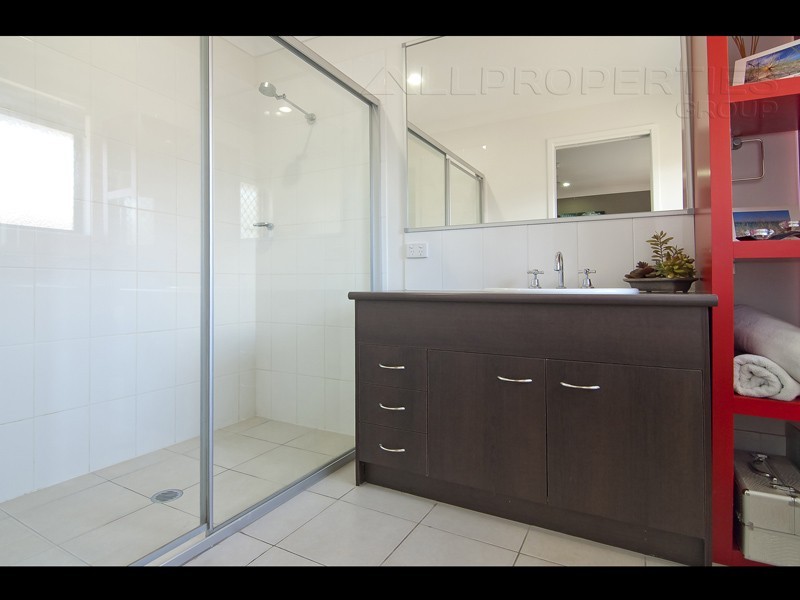 34 Flametree Crescent, Berrinba QLD 4117