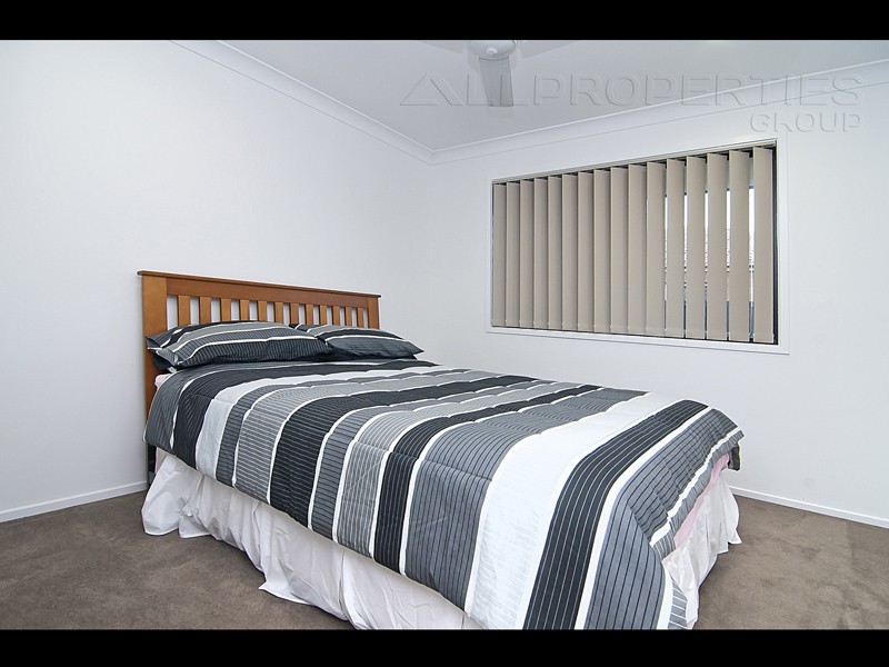 34 Flametree Crescent, Berrinba QLD 4117