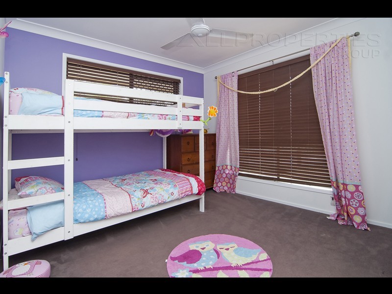 34 Flametree Crescent, Berrinba QLD 4117