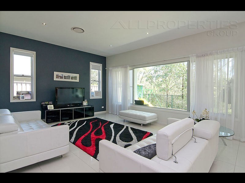 11 Harpulia Place, Seventeen Mile Rocks QLD 4073