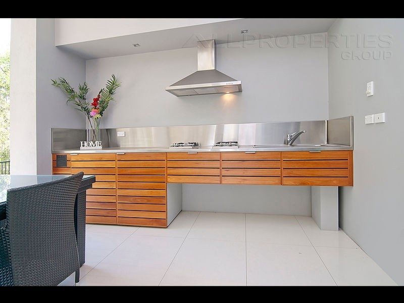 11 Harpulia Place, Seventeen Mile Rocks QLD 4073