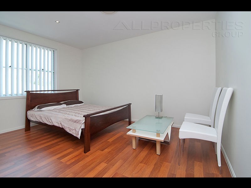 11 Harpulia Place, Seventeen Mile Rocks QLD 4073